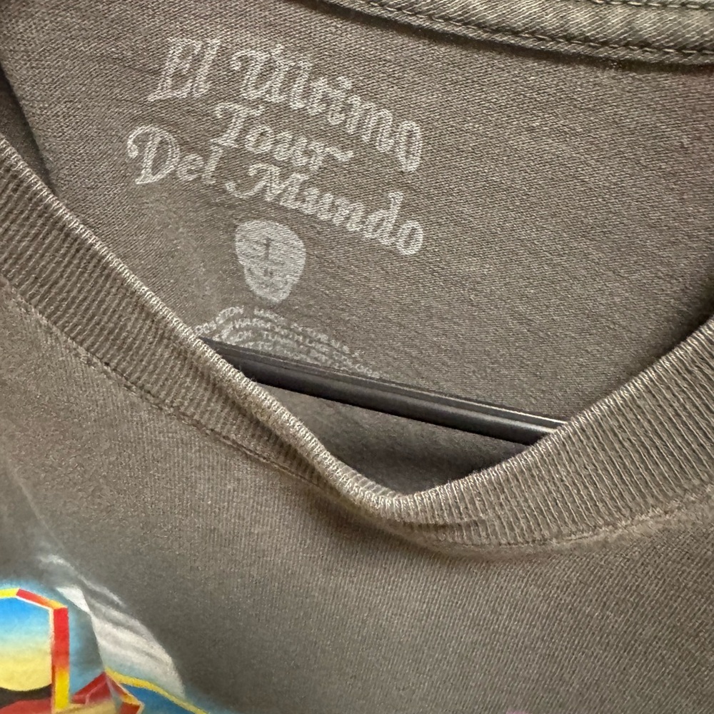 Bad Bunny tour Graphic Black T-Shirt - Picture 2 of 2